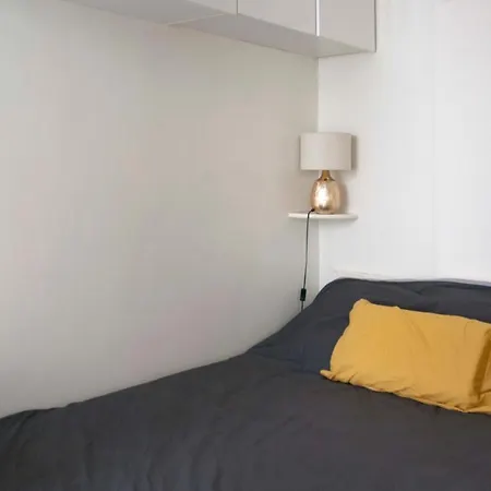 Charming Design Apt Near The Louvre *